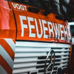 Eltville rüstet Feuerwehr auf: Neue Drehleiter, Atemschutzwerkstatt und fünf Defibrillatoren in Dienst gestellt