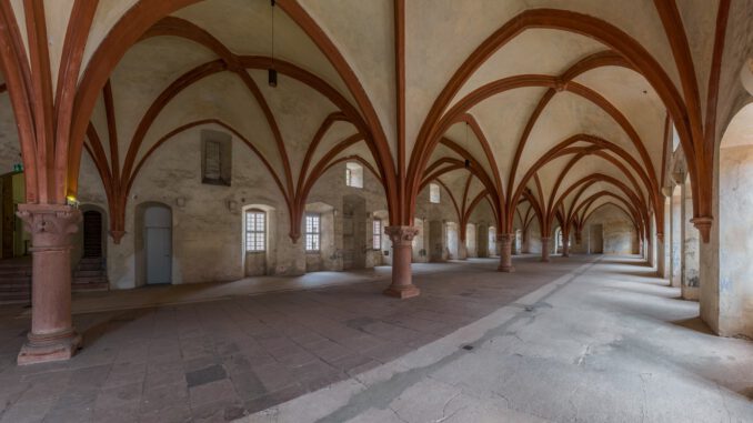 Eltville und Stiftung Kloster Eberbach laden zum Neujahrsempfang ins Laiendormitorium