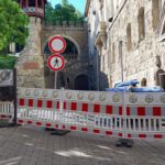 Fassadenschaden führt zu Sperrung an Am Römertor und Coulinstraße