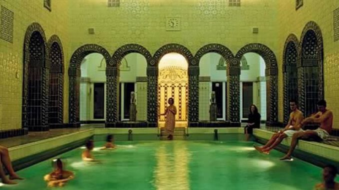 Kaiser Friedrich Therme bleibt im Sommer wegen planmäßiger Revision geschlossen
