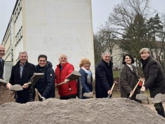 Kohlheckschule wird erweitert: Neubau mit Mensa, Ganztagsräumen und Doppelsporthalle angekündigt