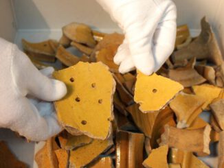 Landsknechte und Fundstücke: Archäologische Führung über die Rüsselsheimer Festung