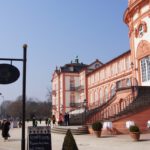 Rheingauer Winzer präsentieren Weine im Schloss Biebrich bei Fête Terroir