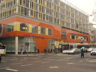 Stadt bietet Beratung und Aktivierung für digitale Ausweise im Luisenforum