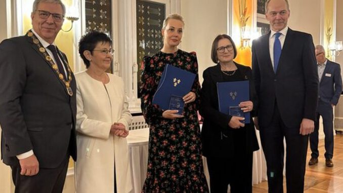 Wiesbaden ehrt Zivilcourage: Ludwig-Beck-Preis geht an Scherbakowa und Nawalnaja