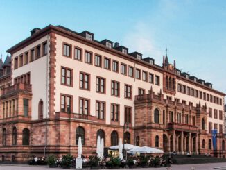 Wiesbadener Stadtmuseum startet taktilen Rundgang mit Audioguide für Blinde und Sehbehinderte